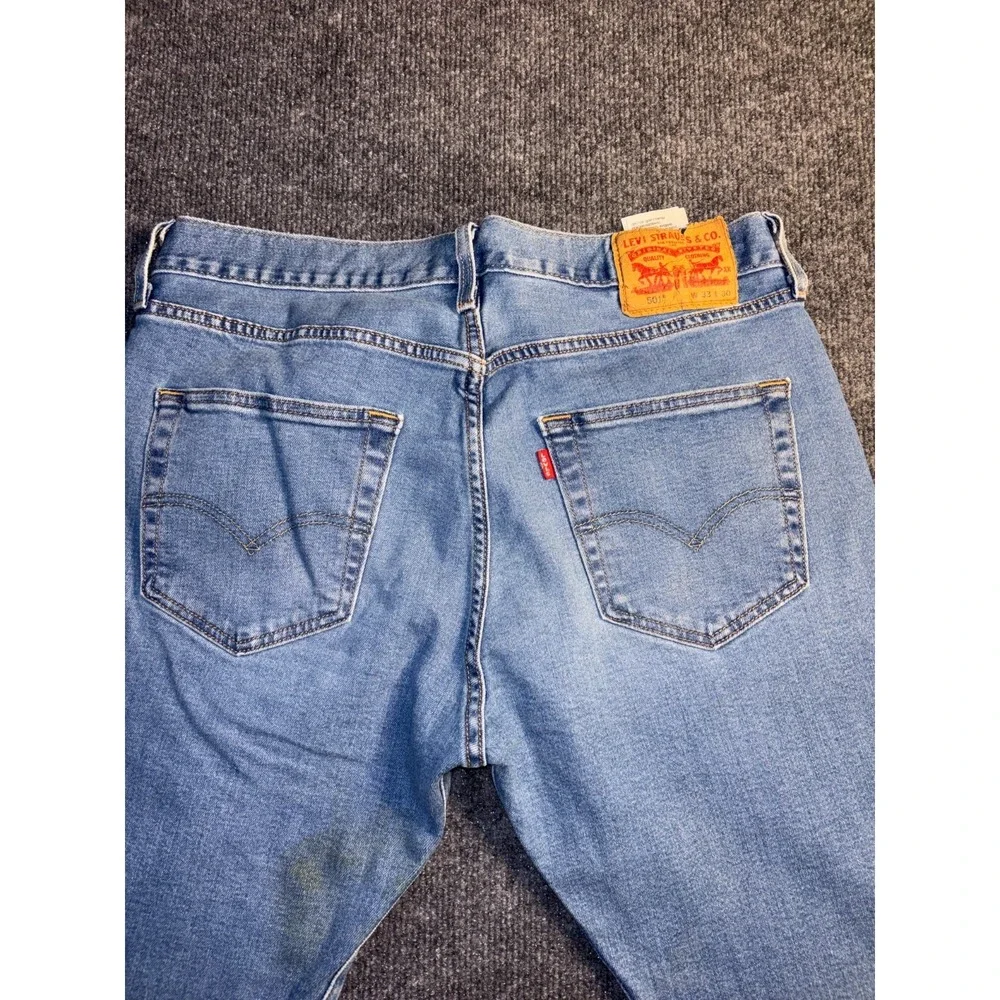 Levi's 501 Jeans Men's 33x30 Blue Denim Original Fit Straight Leg Button Fly‎